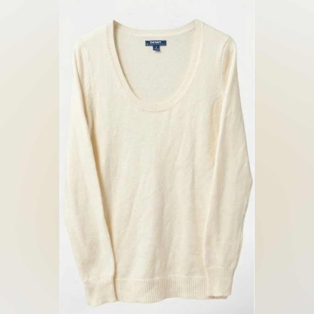 Old Navy Softest Scoop Neck Sweater